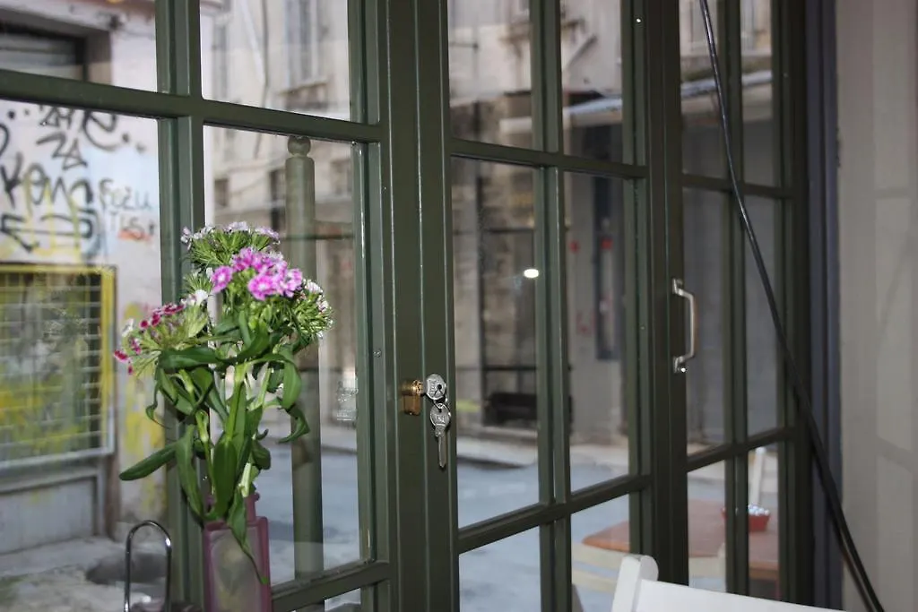 Karinca Guest House Istanbul Turkey